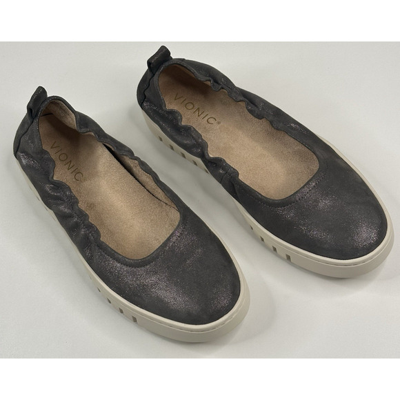 Vionic Uptown Ballet Womens Silver Leather Slip On Ballet Flats Size 7 New $130 - Picture 1 of 9